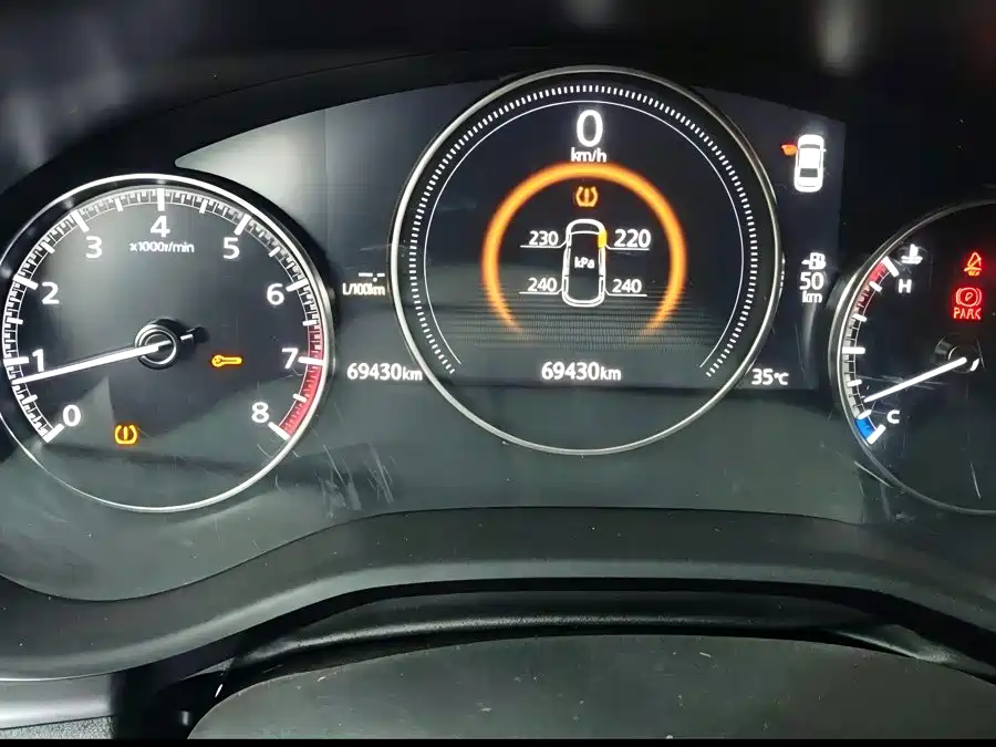 Mazda 3 Axela — миниатюра 12