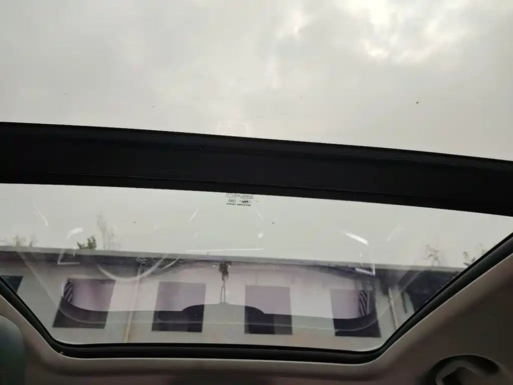 Roewe RX5 — миниатюра 14