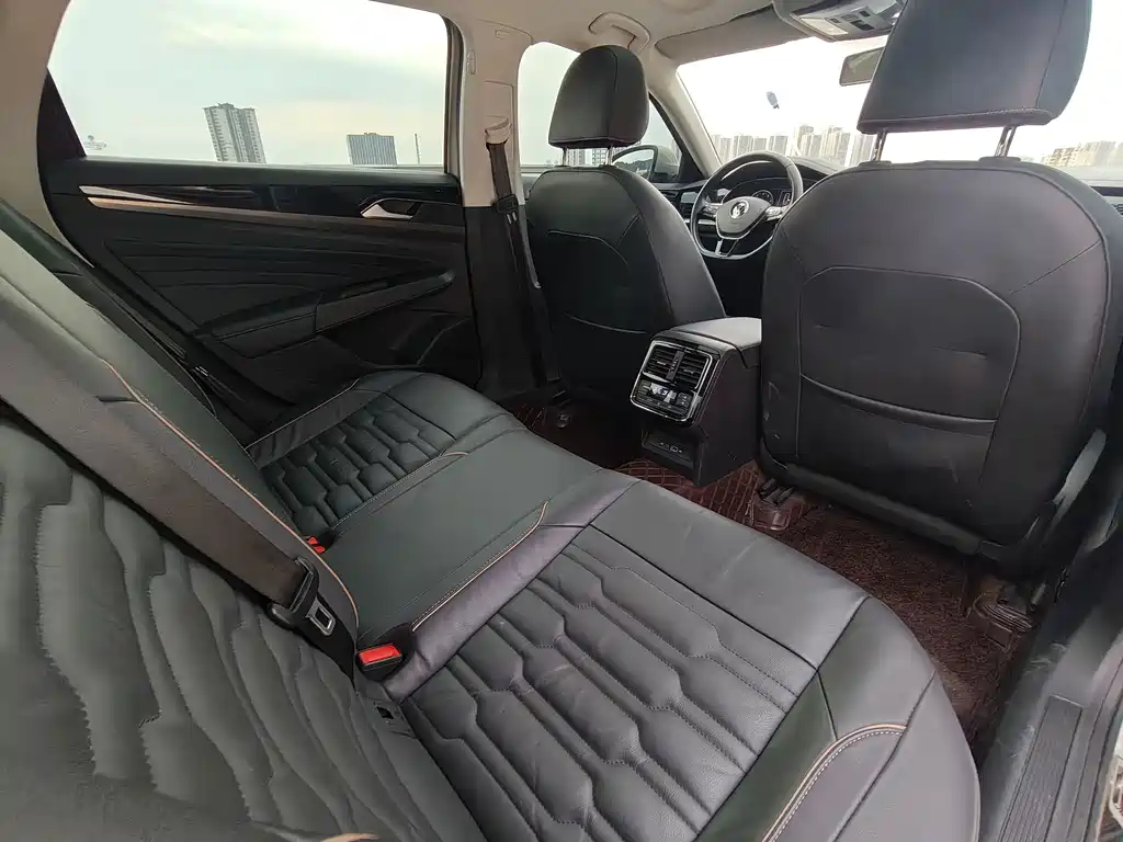 Volkswagen Passat — миниатюра 20
