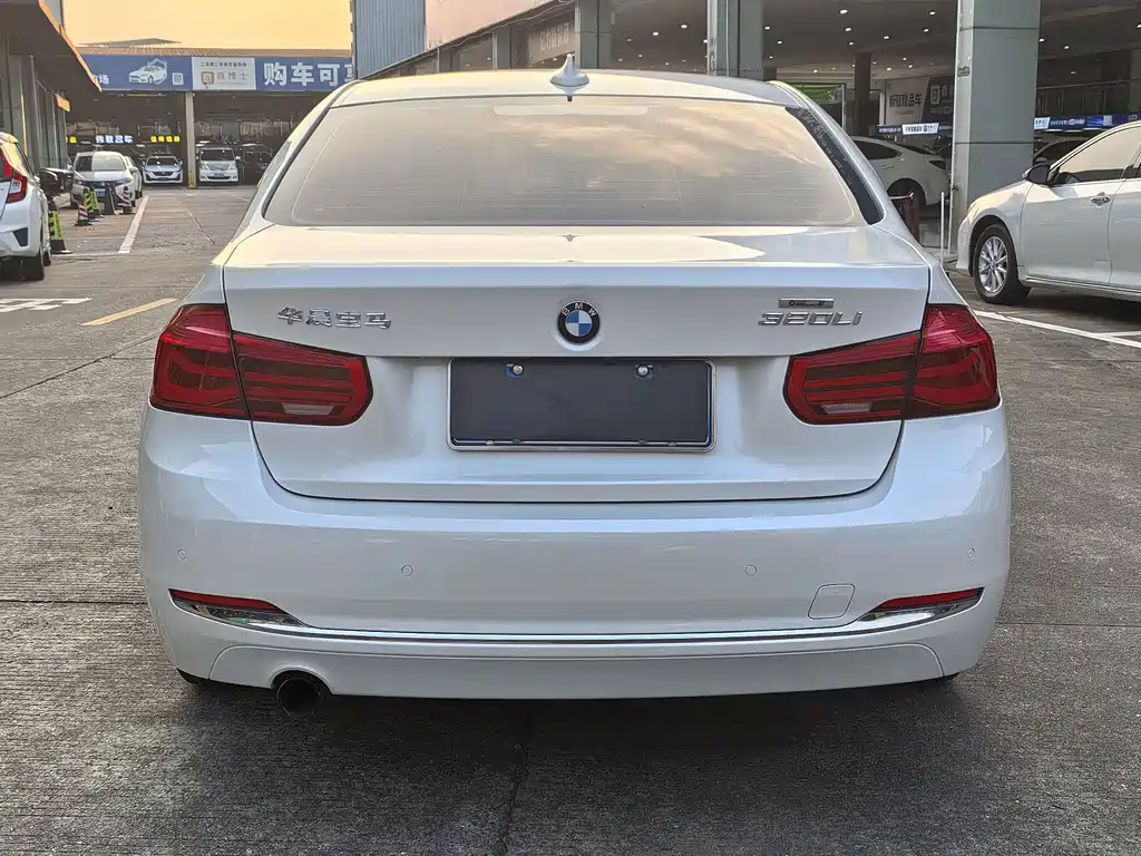 BMW 3 Series — миниатюра 5