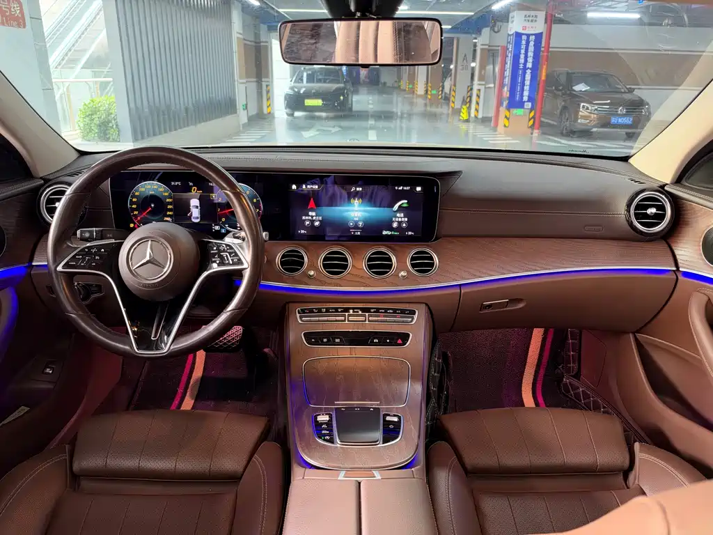 Mercedes-Benz E-Class — миниатюра 10