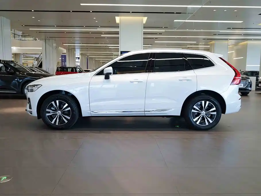 VOLVO  XC60