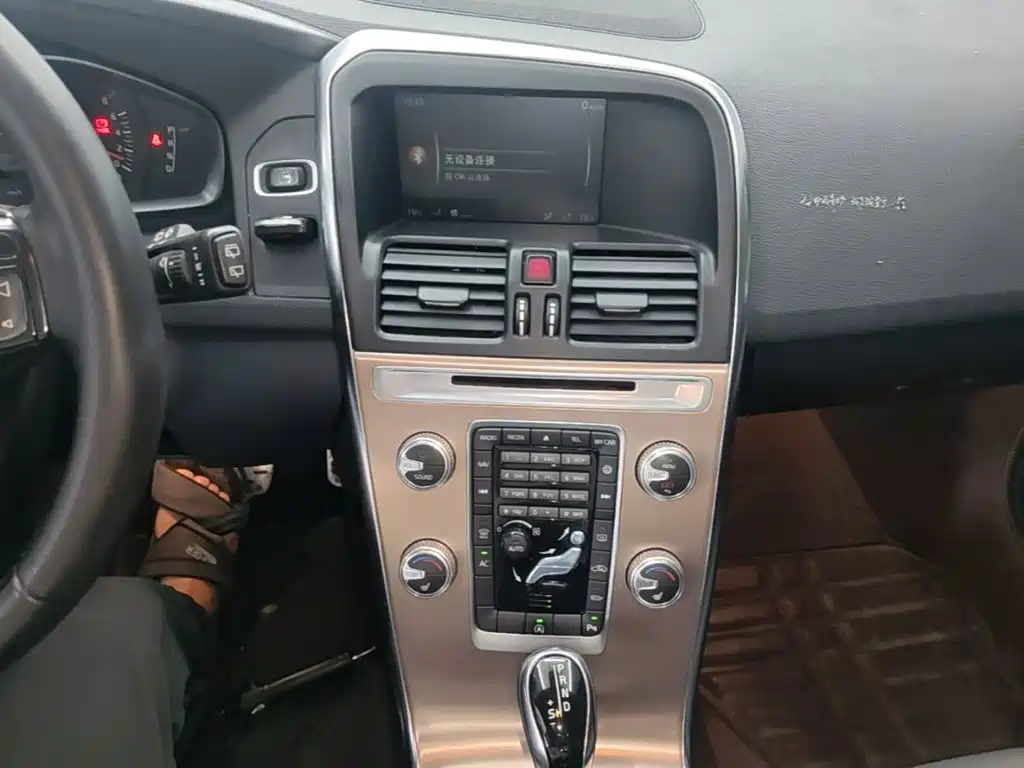 Volvo XC60 — миниатюра 13