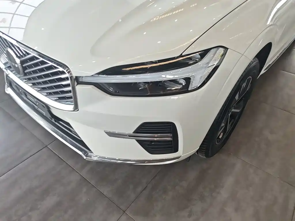 Volvo XC60 — миниатюра 24
