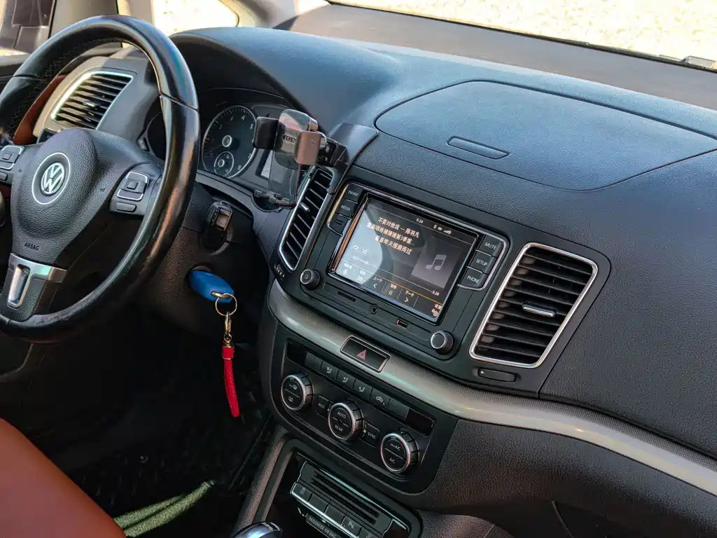 Volkswagen Sharan — миниатюра 8