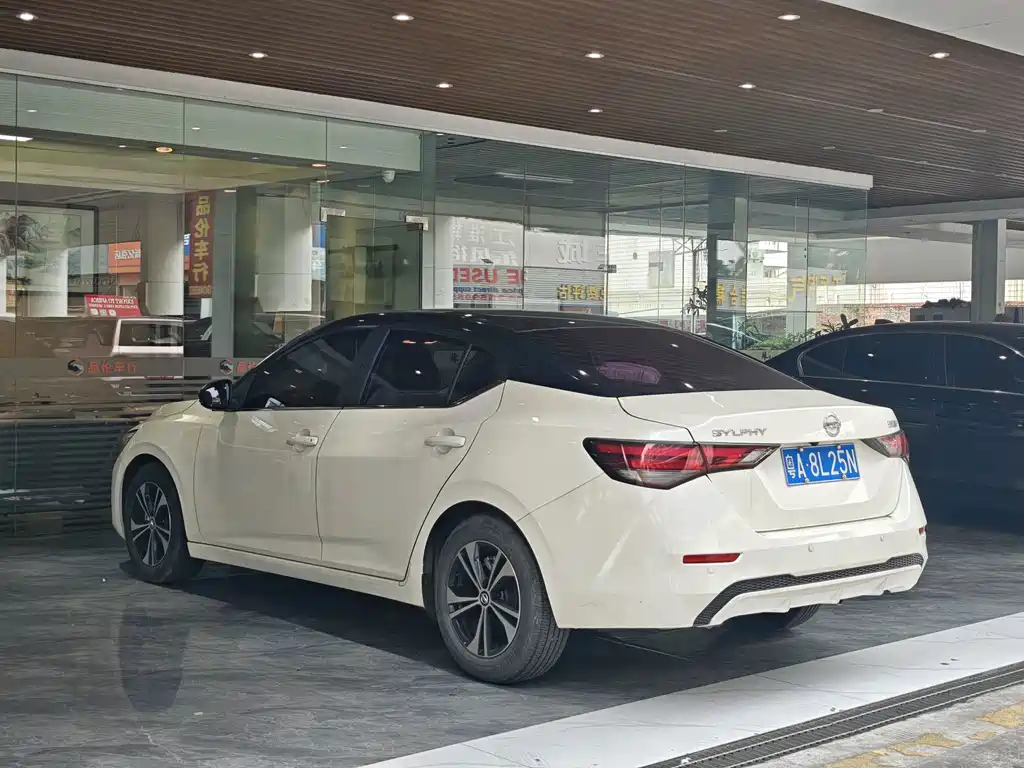 Nissan Sylphy — миниатюра 9