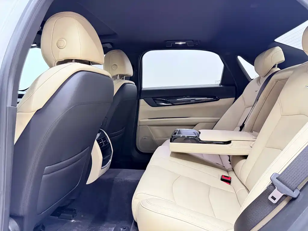 Cadillac CT6 — миниатюра 25
