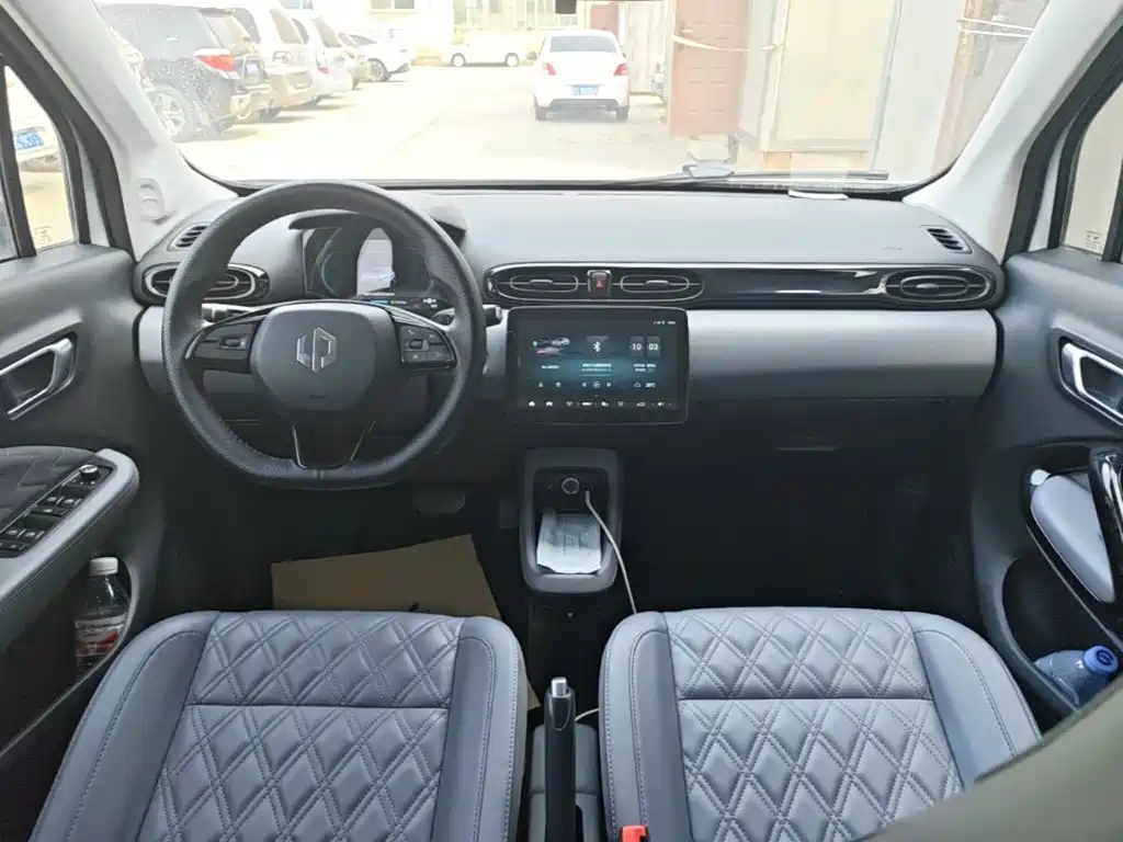 Leapmotor Leapmotor T03 — миниатюра 10