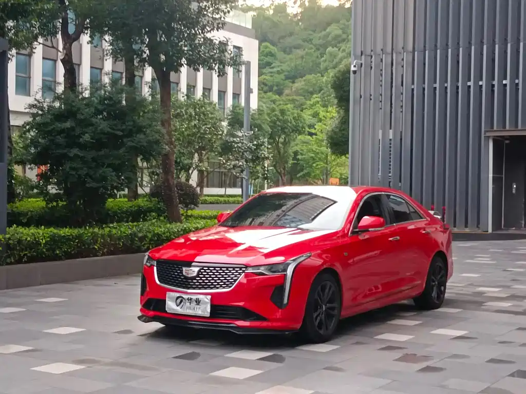 Cadillac CT4 2023