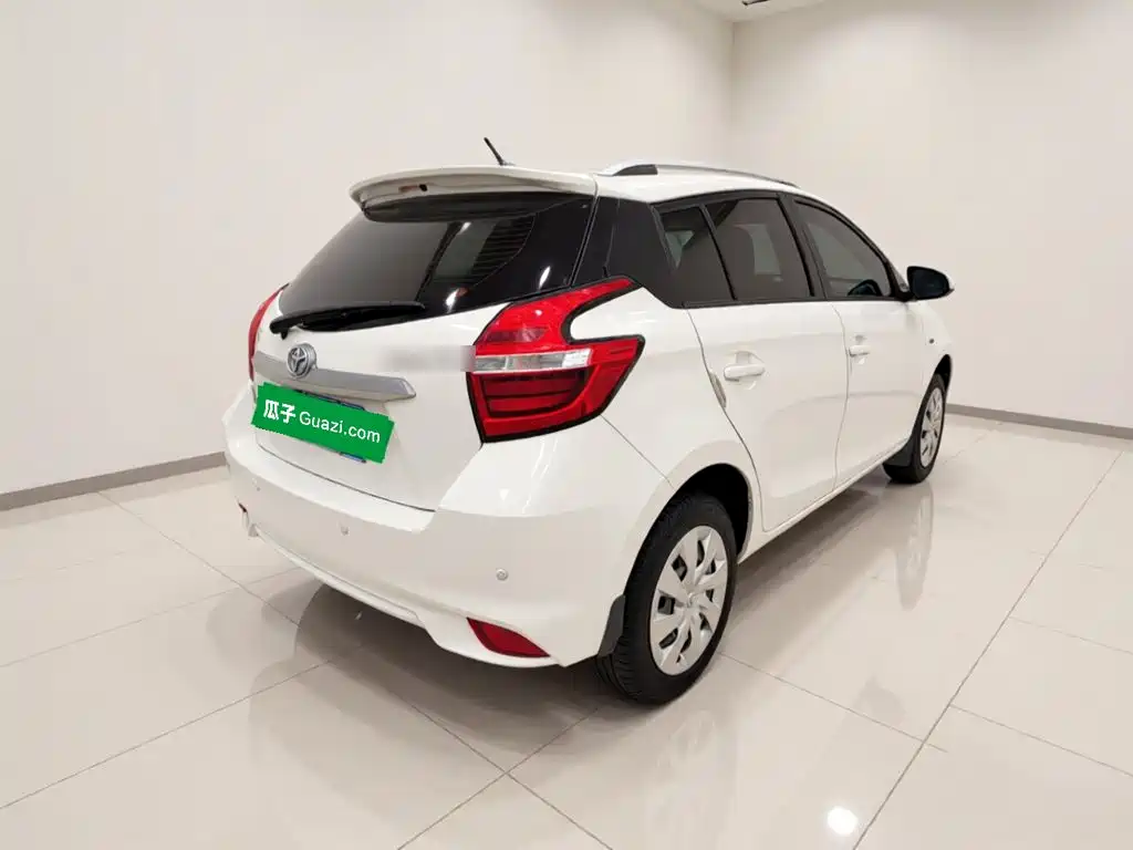 Toyota Vios FS — миниатюра 6