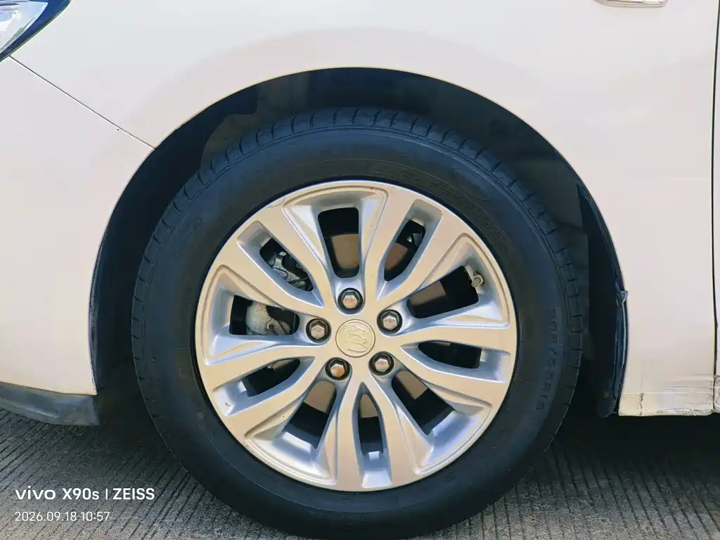 Buick Excelle — миниатюра 3