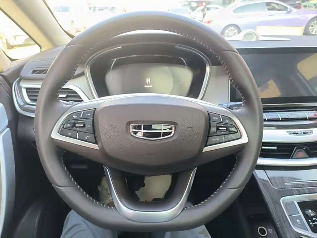 Geely Jia Ji — миниатюра 11