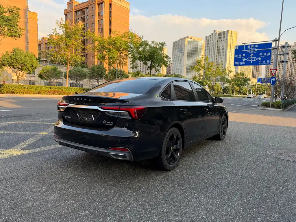 Roewe i6 MAX — миниатюра 11