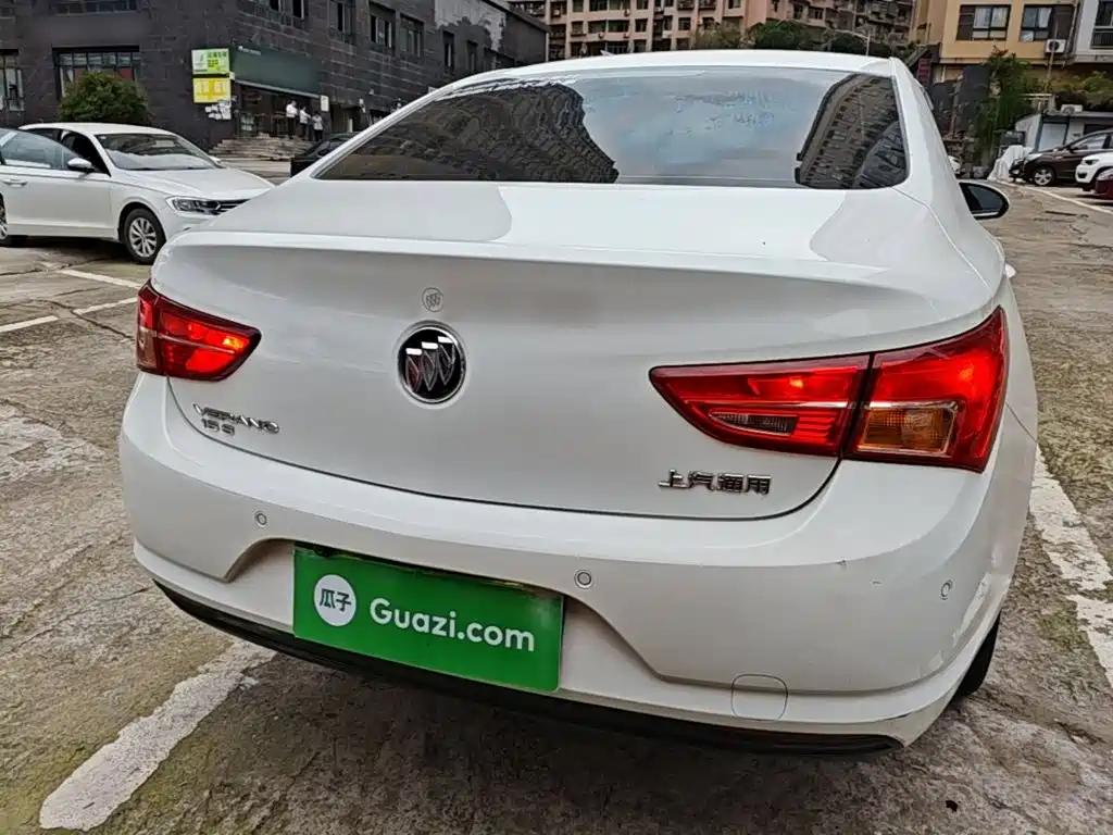 Buick Verano — миниатюра 6