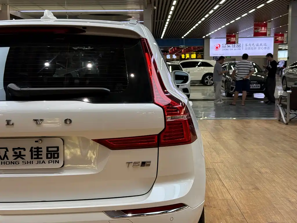 Volvo XC60 — миниатюра 33