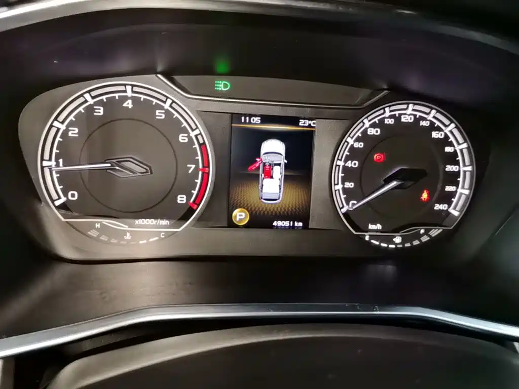 Geely Binyue — миниатюра 12