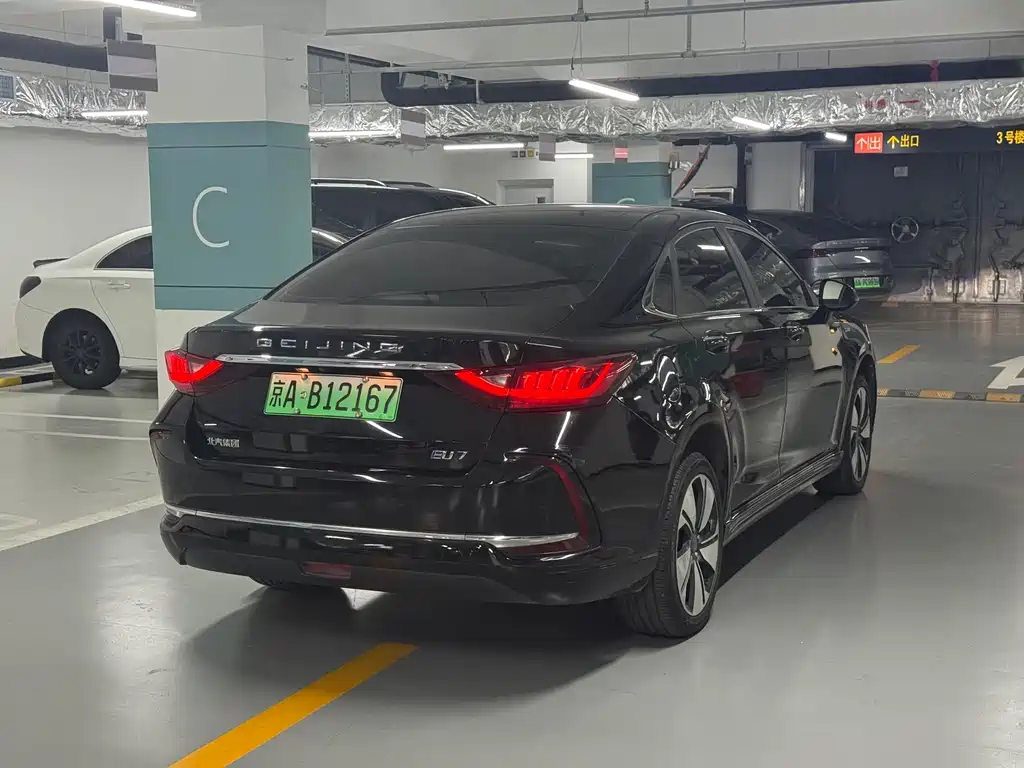 BAIC EU7 — миниатюра 9