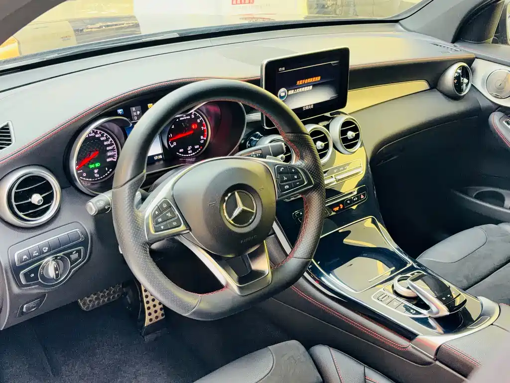 Mercedes-Benz GLC Coupe AMG — миниатюра 11