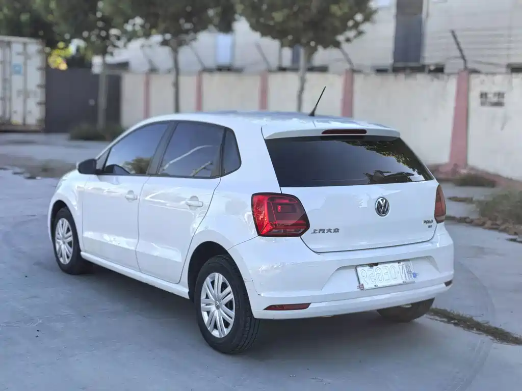 Volkswagen Polo — миниатюра 5