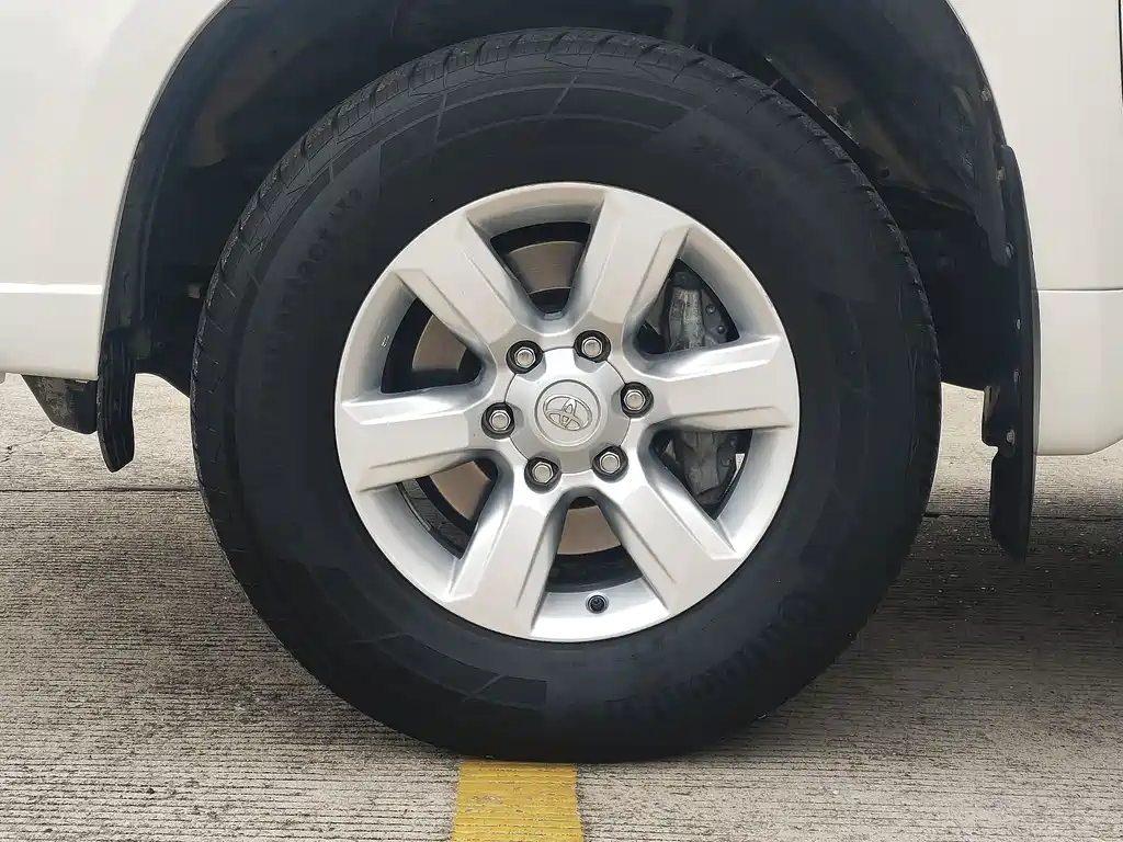 Toyota Prado (Import) — миниатюра 16