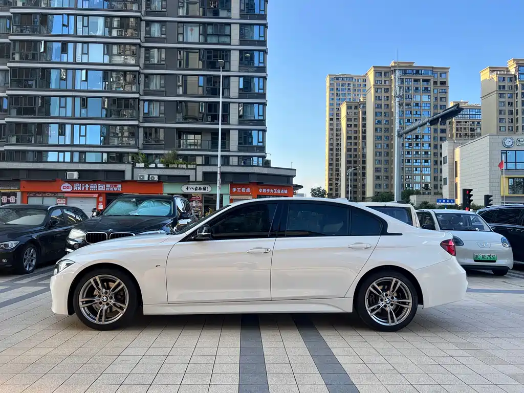 BMW 3 Series — миниатюра 5