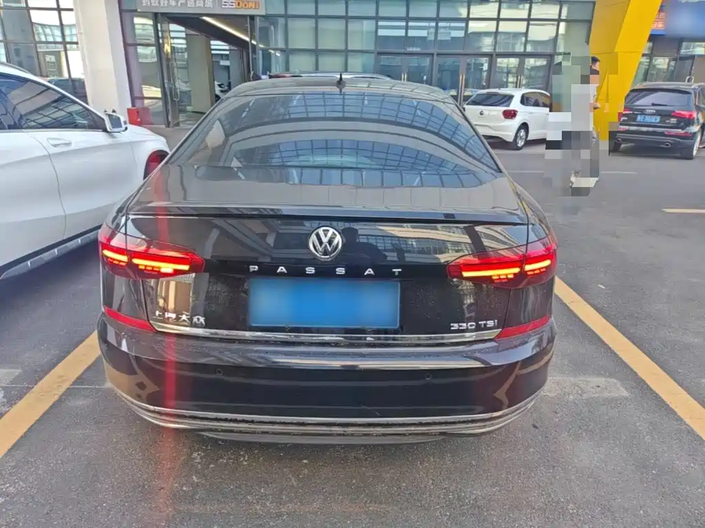 Volkswagen Passat — миниатюра 6