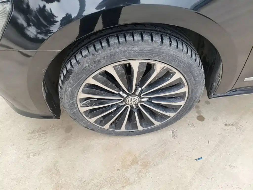 Volkswagen Passat — миниатюра 23