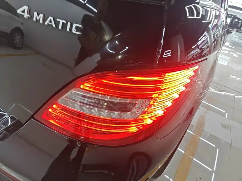 Mercedes-Benz R-Class — миниатюра 8