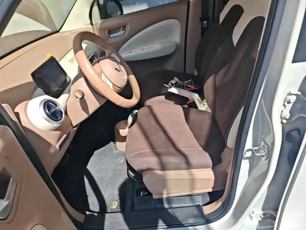 Wuling MINIEV — миниатюра 15