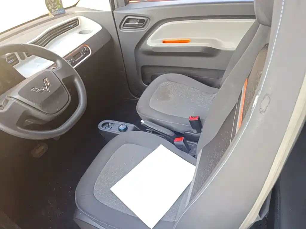 Wuling MINIEV — миниатюра 15