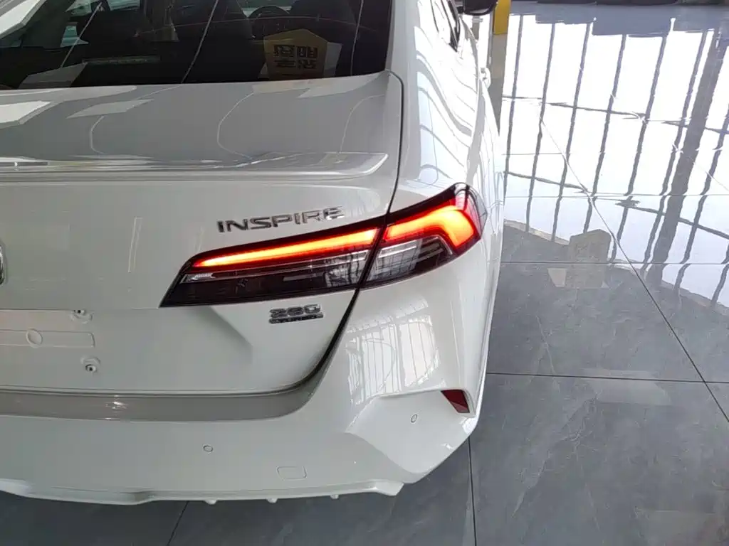 Honda Inspire — миниатюра 8