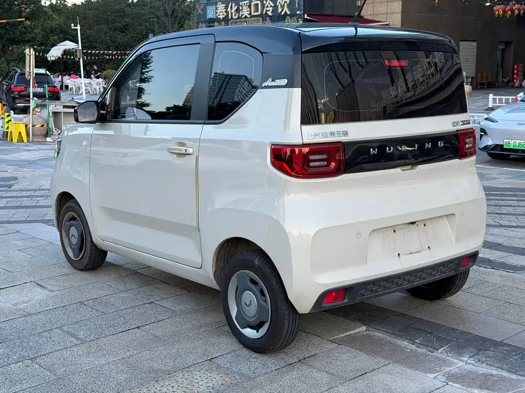 Wuling MINIEV — миниатюра 5