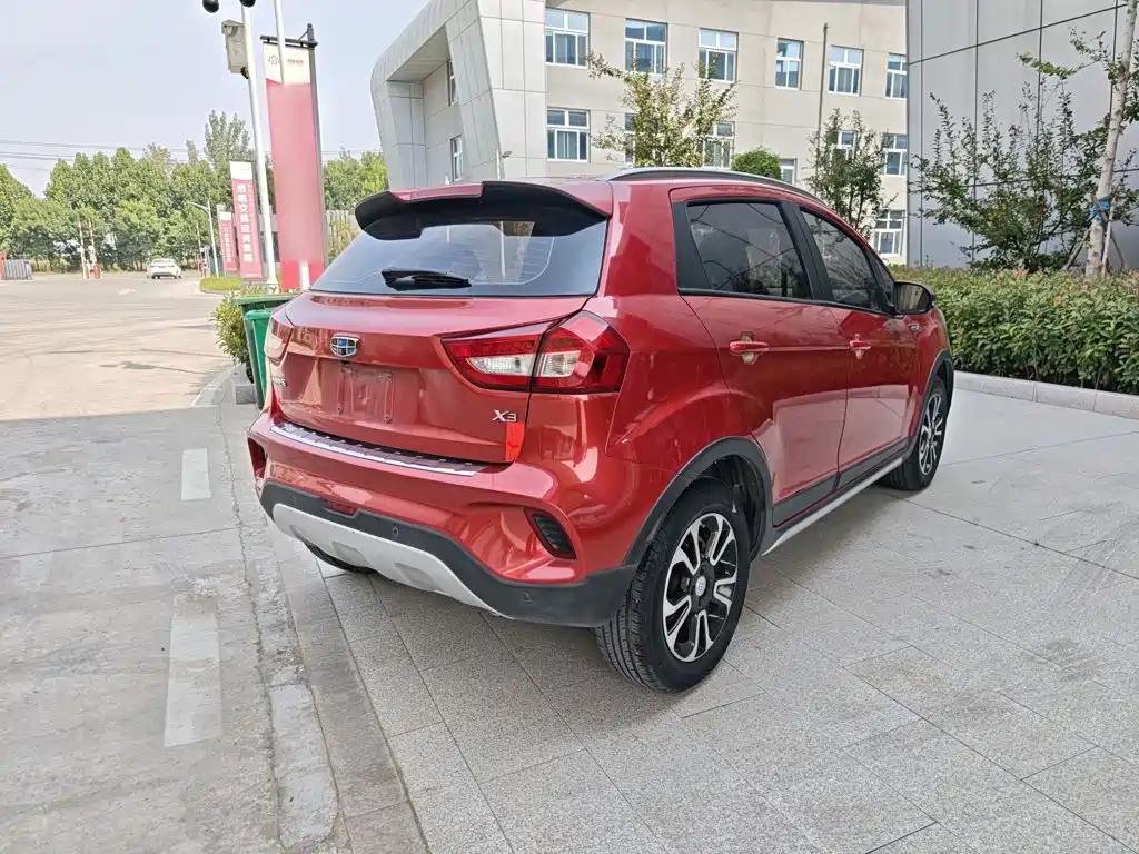 Geely Vision X3 — миниатюра 7