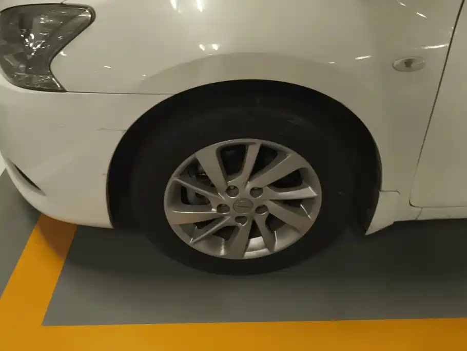 Nissan Sylphy — миниатюра 6