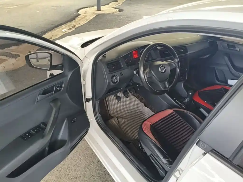 Volkswagen Santana — миниатюра 21