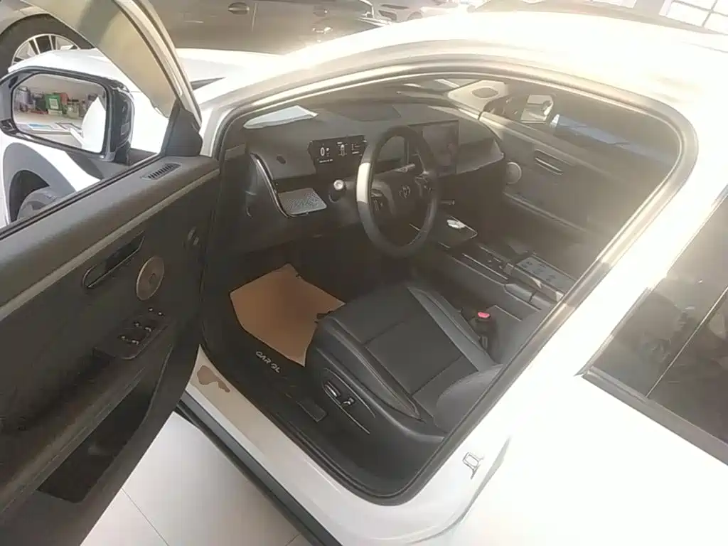Toyota bZ3X — миниатюра 16