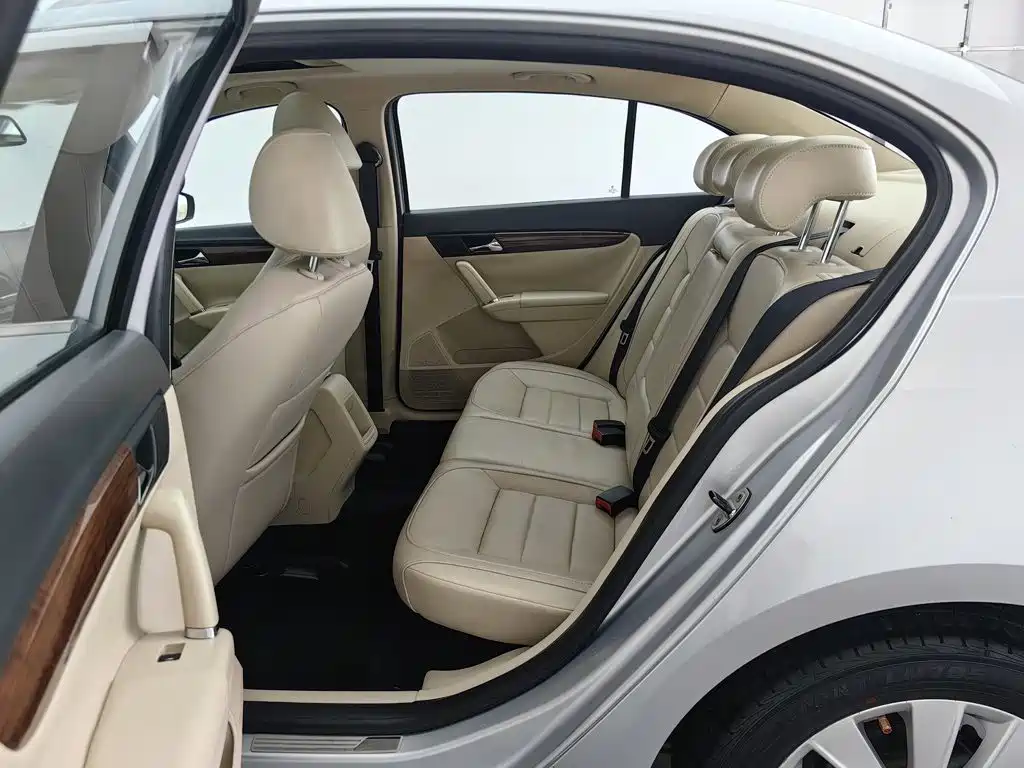 Volkswagen Lavida — миниатюра 15