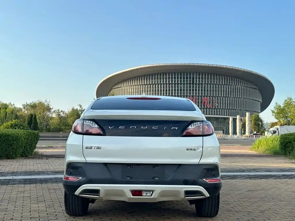Venucia T90 — миниатюра 5