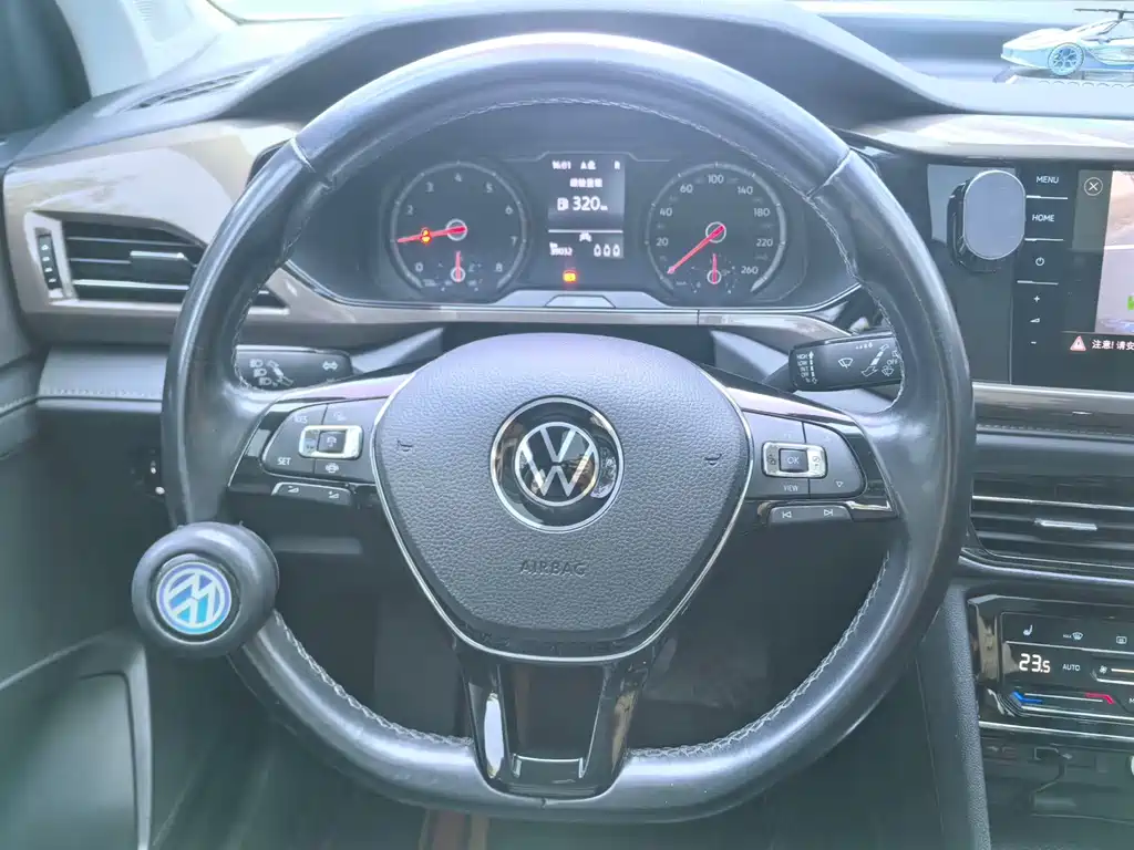 Volkswagen Tharu — миниатюра 12