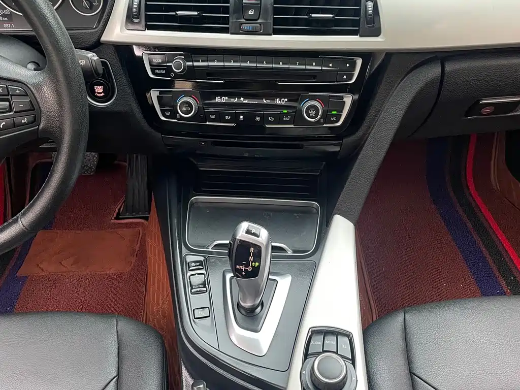 BMW 3 Series — миниатюра 12