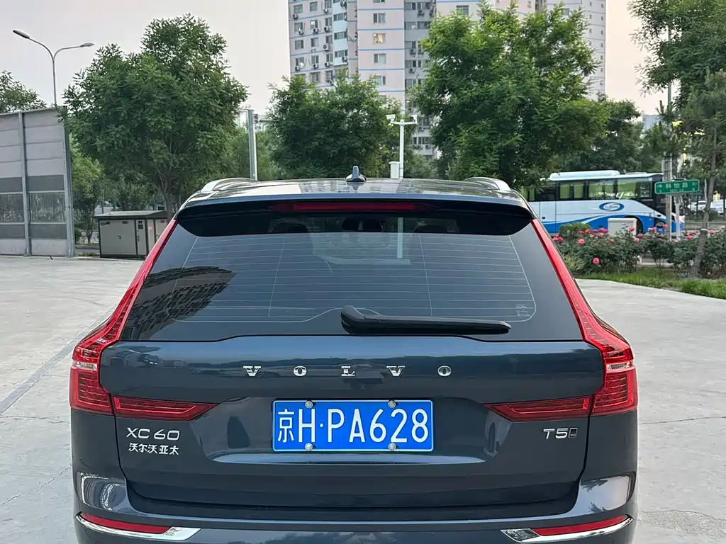 Volvo XC60 - фото 14