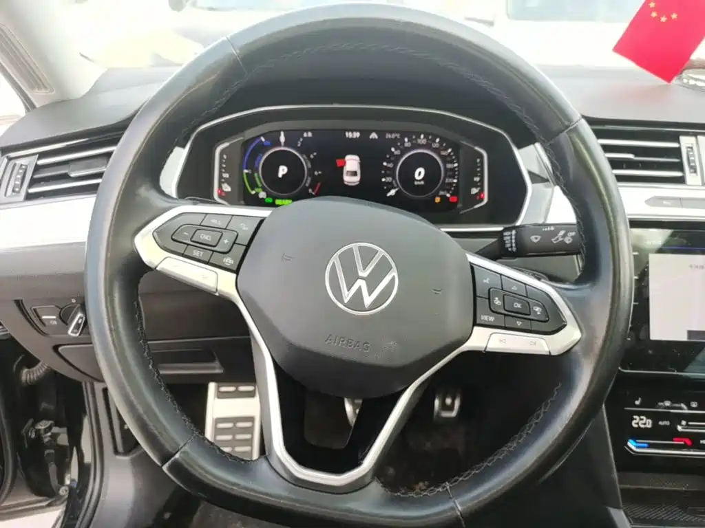 Volkswagen Magotan PHEV — миниатюра 11