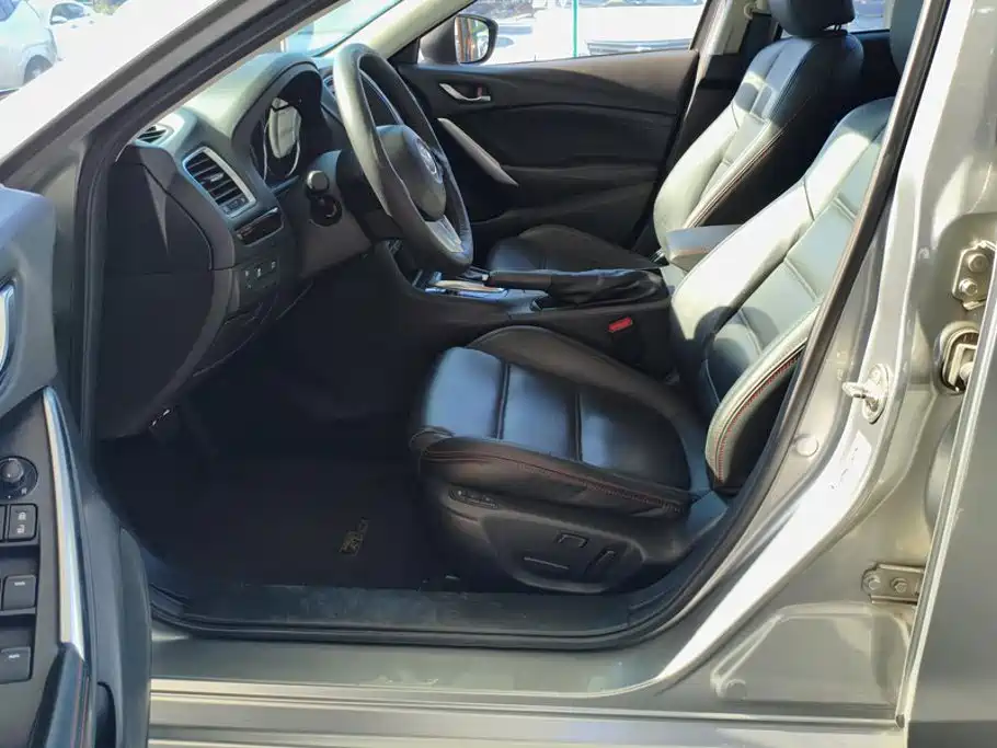 Mazda Atenza — миниатюра 9