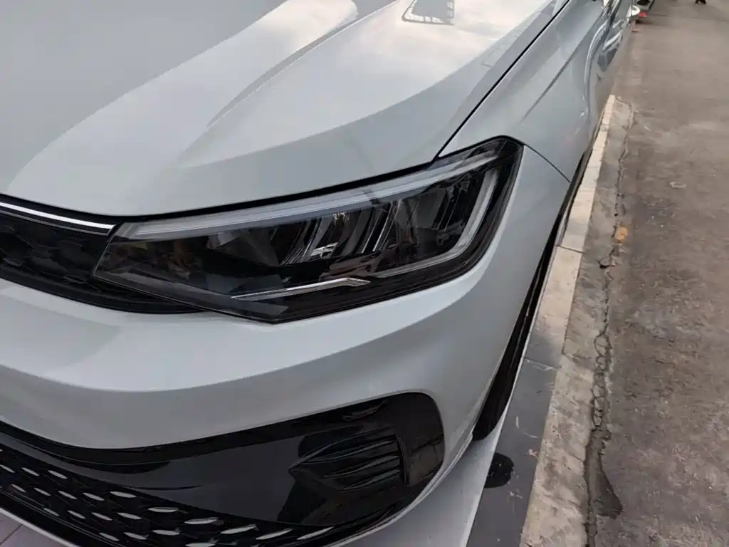 Volkswagen Lavida — миниатюра 24