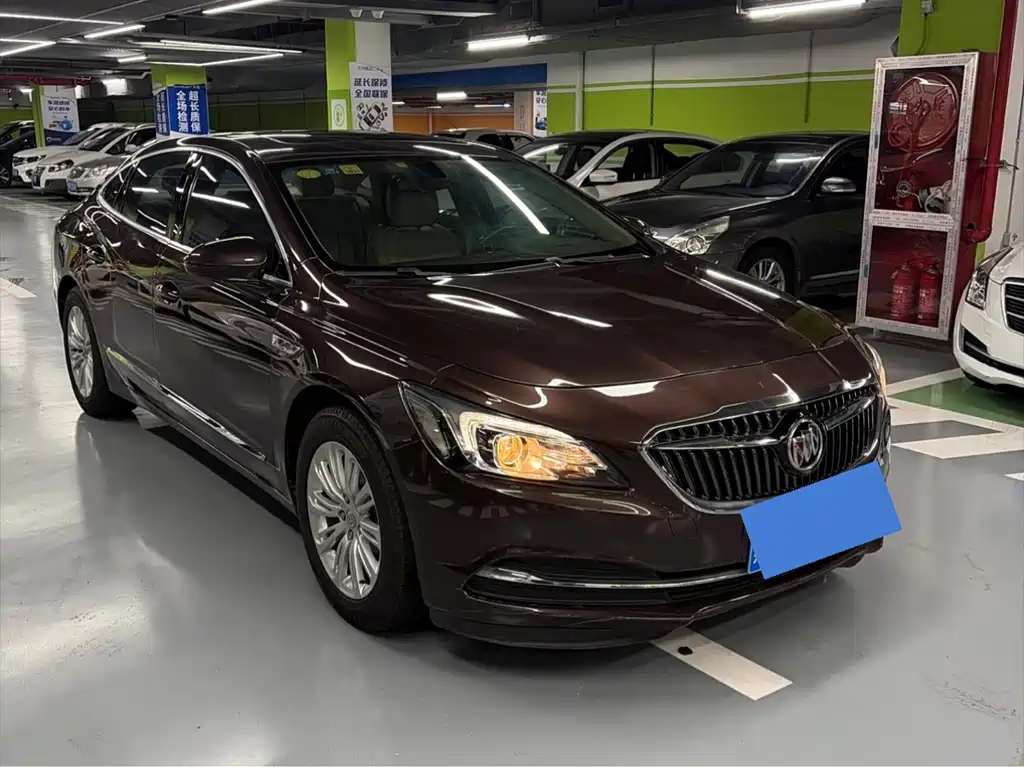 Buick LaCrosse — миниатюра 3