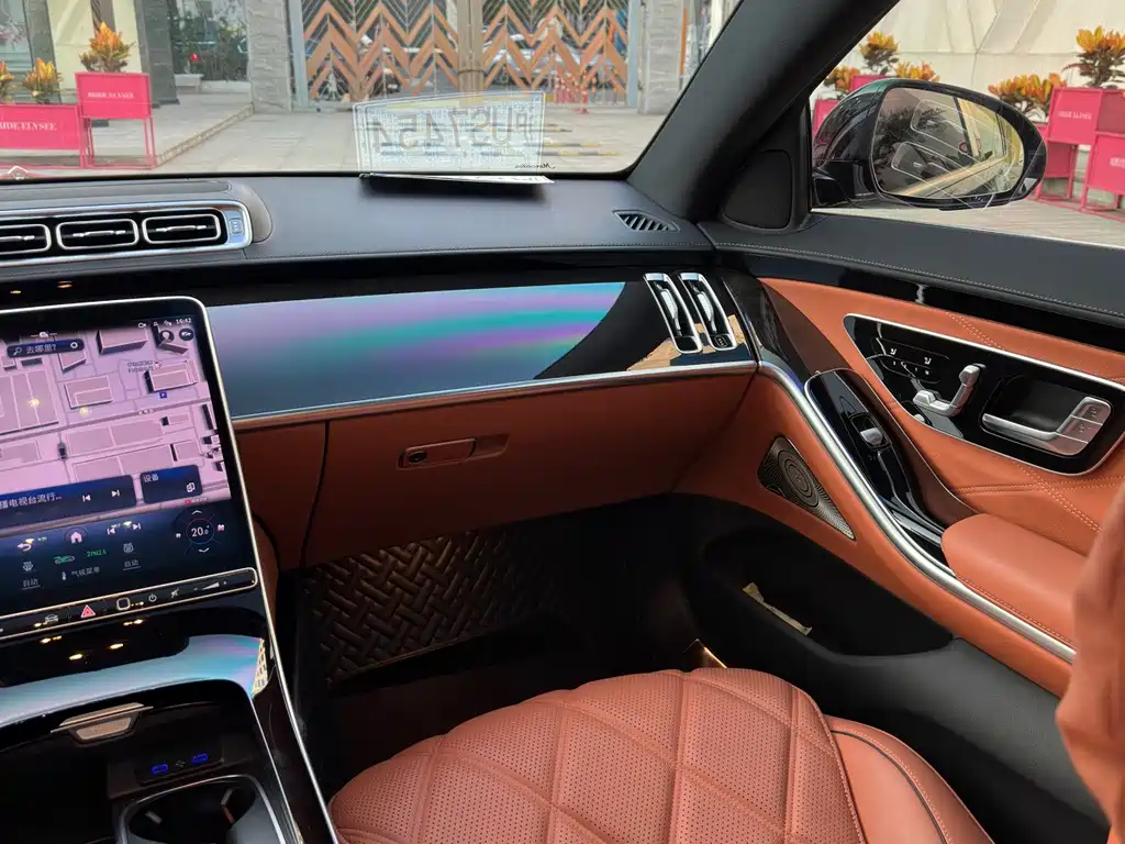 Mercedes-Benz S-Class — миниатюра 26