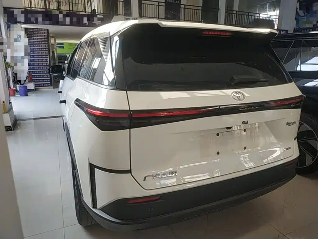 Toyota bZ3X — миниатюра 5