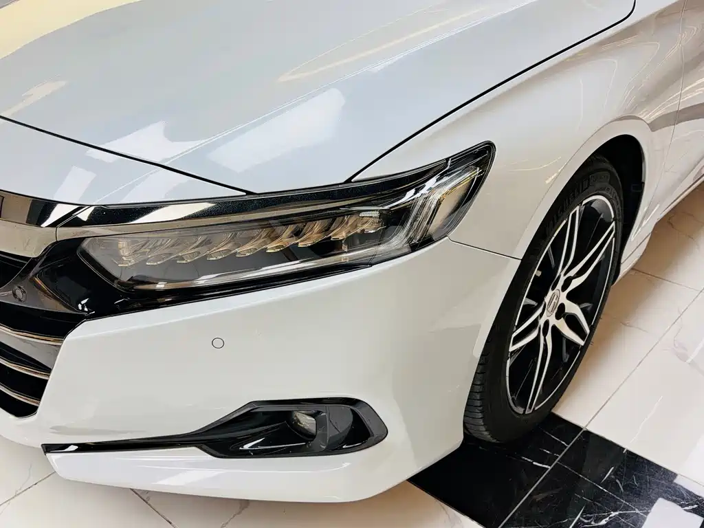 Honda Accord — миниатюра 23
