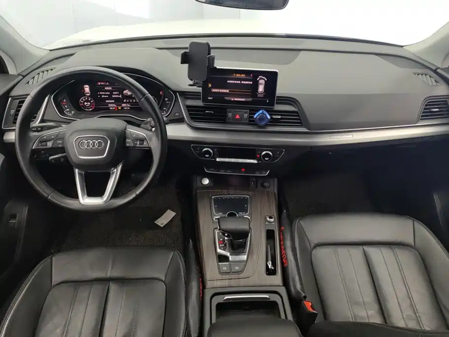 Audi Q5L — миниатюра 12