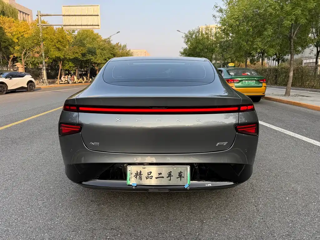 XPeng P7 — миниатюра 7